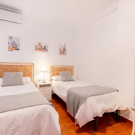 Apartament Bn Luminoso Familias En Excelente Ubicacion Sewilla
